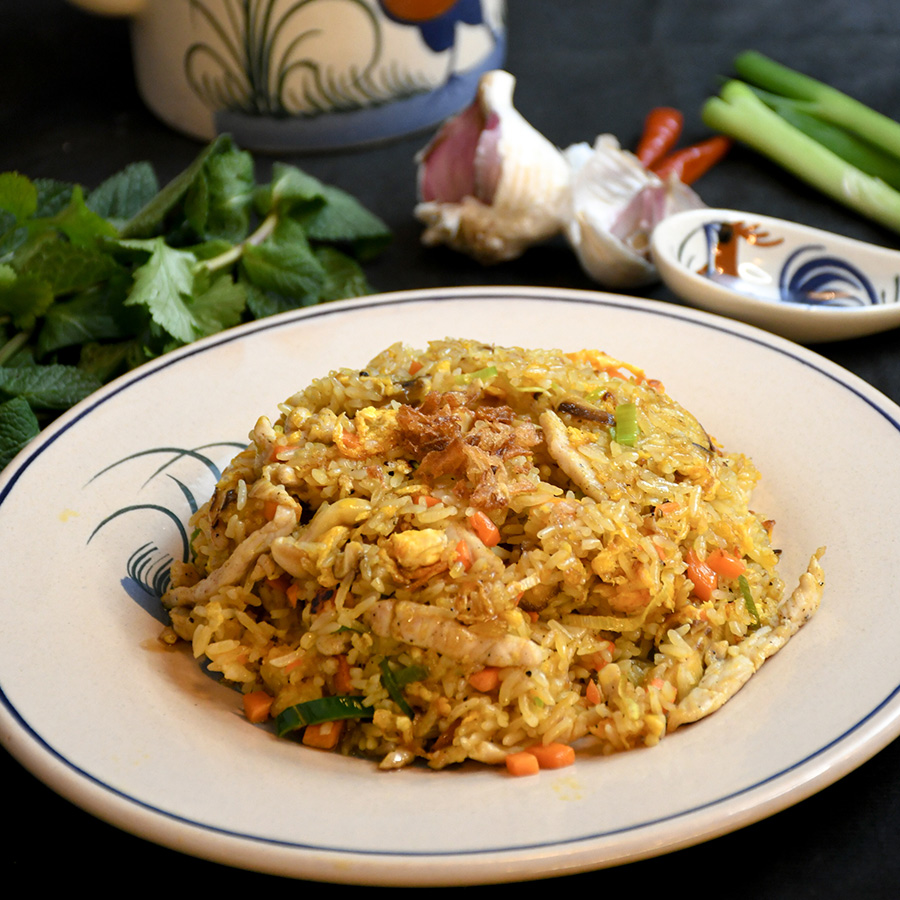 Arroz frito de pollo