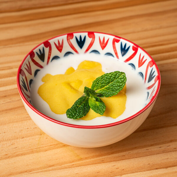 Crema de mango con yogur casero